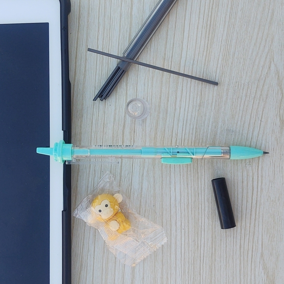 HB Thick Lead Macron Pencil - Picture 6 of 9